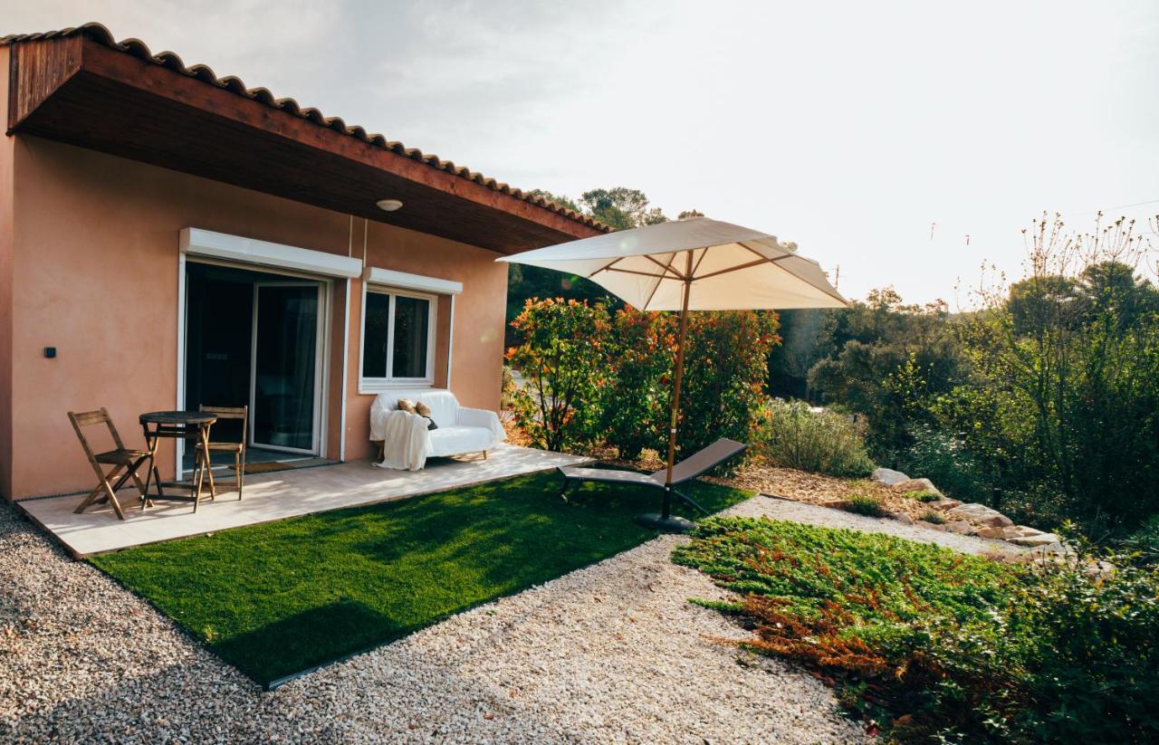 Casa Bukit Gites Pierrerue  エクステリア 写真